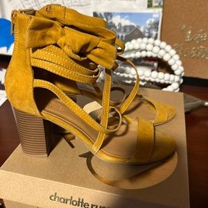 Size 7 mustard, yellow, Charlotte Russe heels